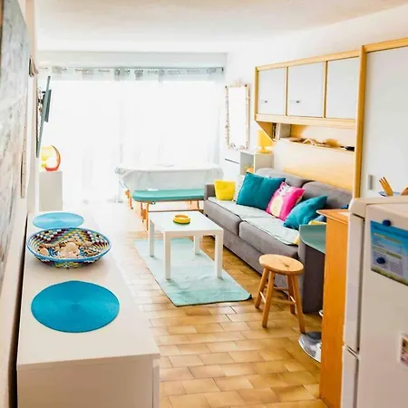 Charmant Studio Lumineux, A Deux Pas De La Plage *